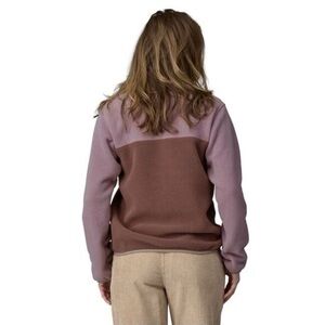 Patagonia Women’s Lightweight synchilla Snap-T Pullover